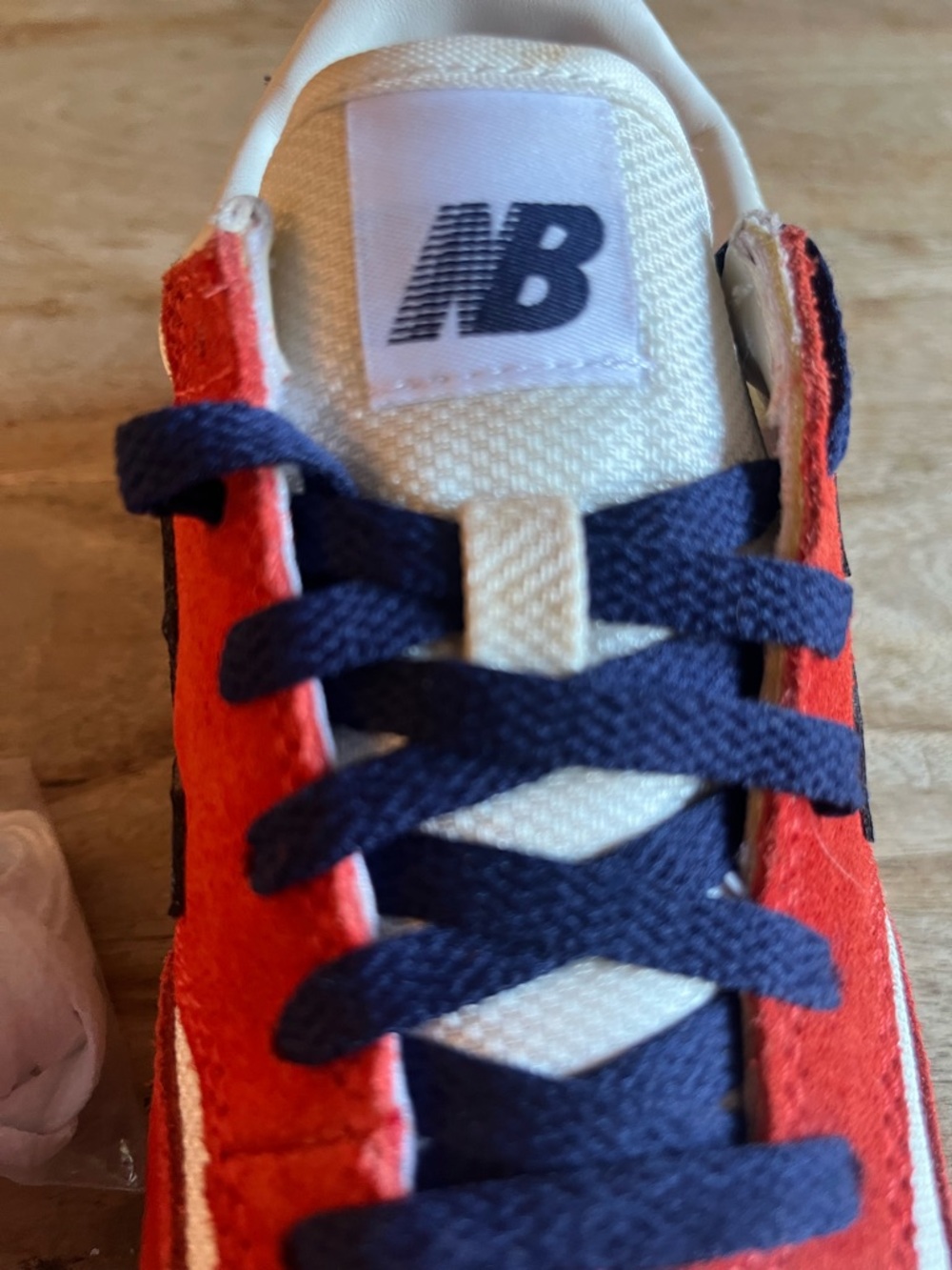 New Balance 574 Orange Suede Classic Sneakers Sz 8 Womens - Picture 4 of 8